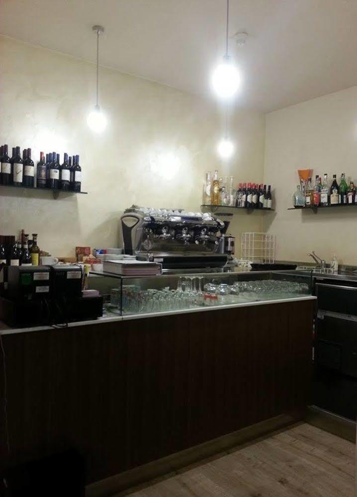 Locanda San Fiorenzo Fiorenzuola d'Arda Exterior photo